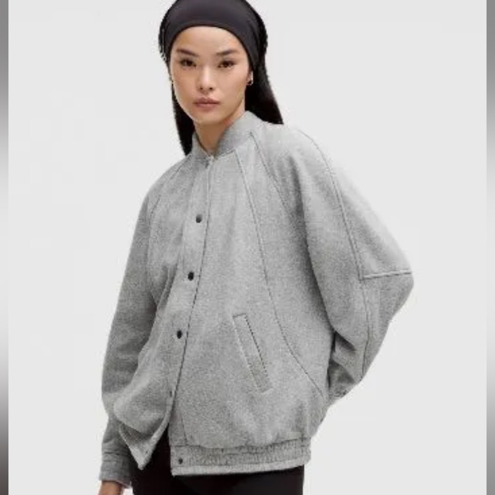 NWT lululemon oversized varsity Gray Jacket sz m/l plush